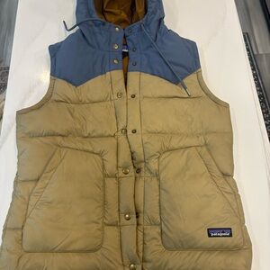 Patagonia Vest Womens Large Classic Tan Bivy Puffer Down Hooded Snap